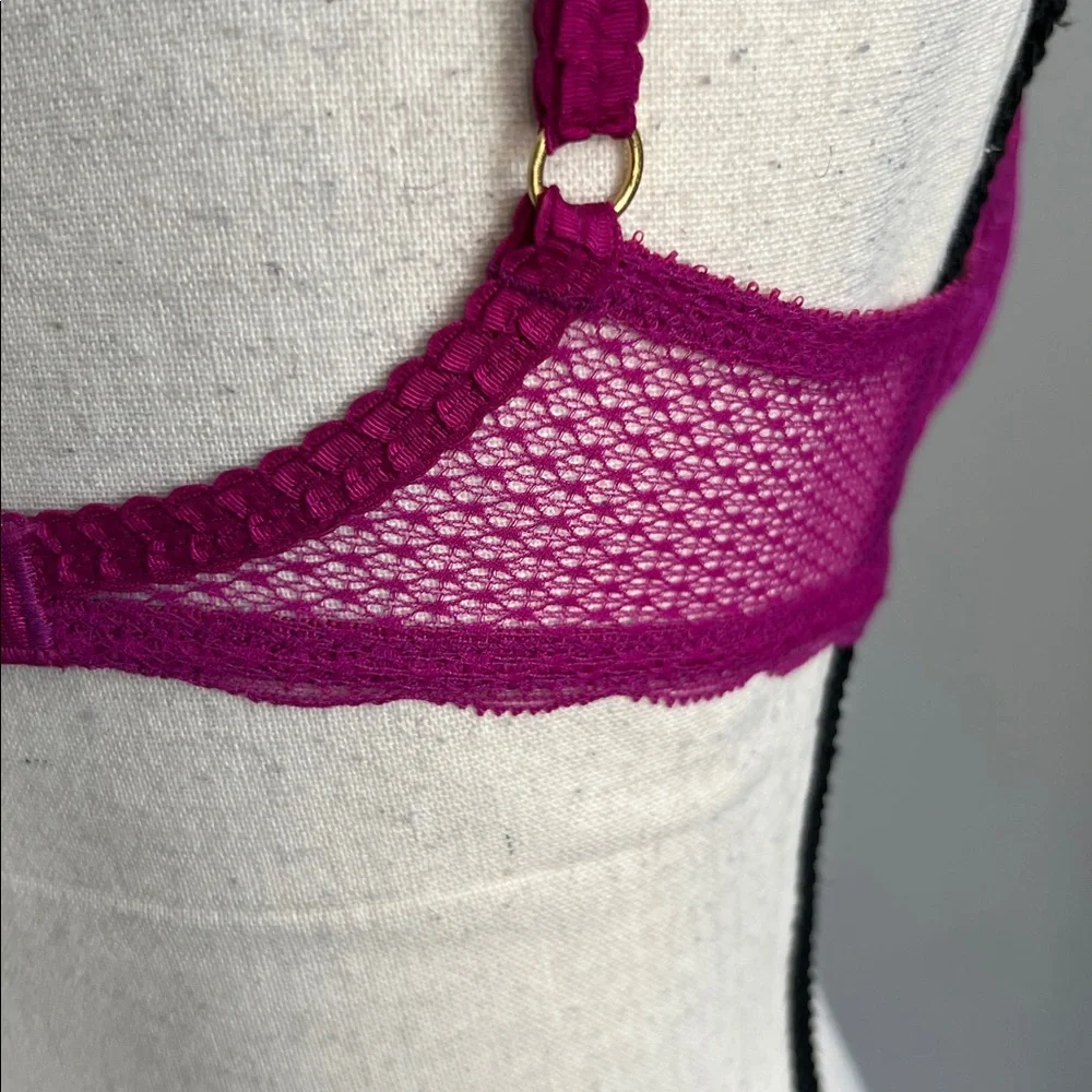 Chantelle Opera Push-Up Bra - Picture 5 of 9